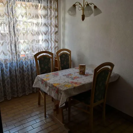 Haus Azurit * Grächen